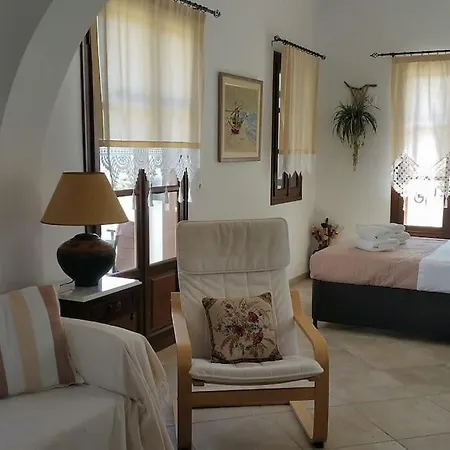 Cozy & Private Panoramic Seaview Retreat - Naxos! Appartamento *