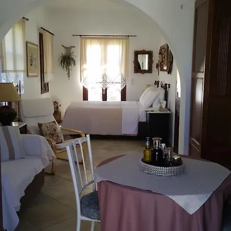 Cozy & Private Panoramic Seaview Retreat - Naxos! Moutsoúna