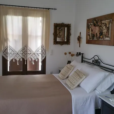 Cozy & Private Panoramic Seaview Retreat - Naxos! Moutsoúna